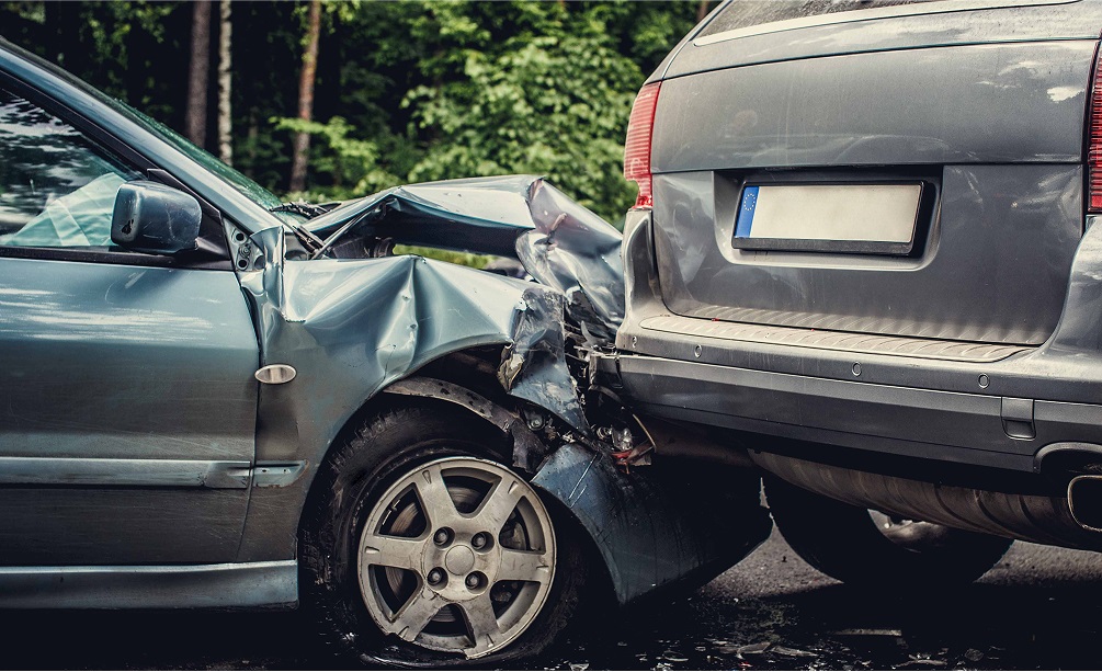 Resultado de $1.2 millones por accidente de auto